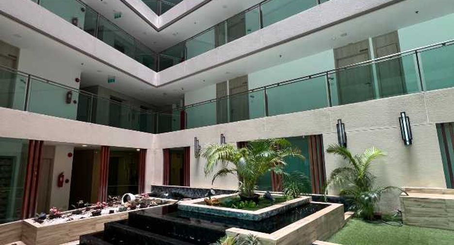 For sale 2 bedrooms condo in Pratumnak, Pattaya