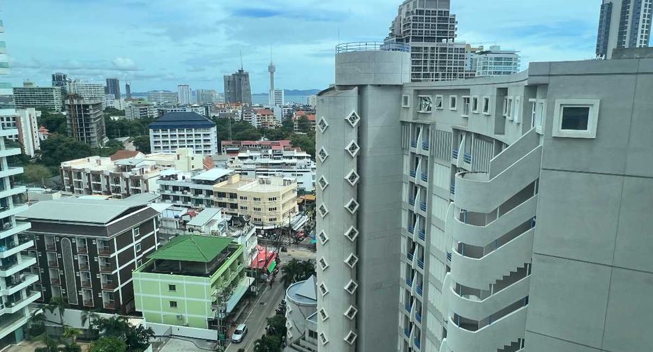 For sale 1 bed condo in Pratumnak, Pattaya