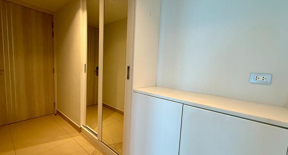 For sale 1 bed condo in Pratumnak, Pattaya