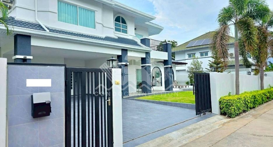For sale 4 bedrooms house in East Pattaya, Pattaya