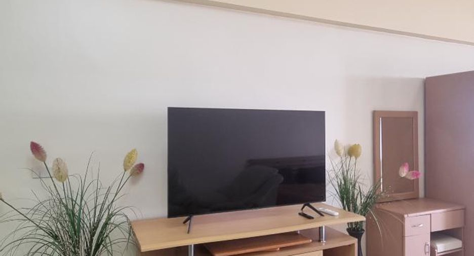 For sale studio condo in Pratumnak, Pattaya