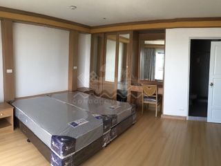 For sale 3 bedrooms condo in Na Jomtien, Pattaya