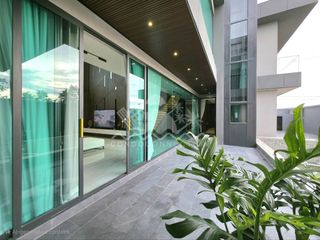 Casa en venta de 5 habitaciones en Bang Lamung, Chonburi
