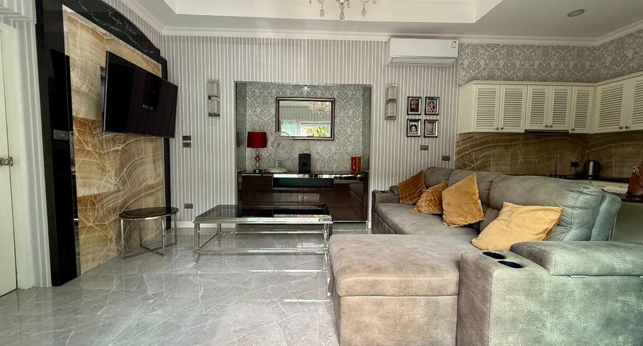 For sale 3 bedrooms house in Jomtien, Pattaya