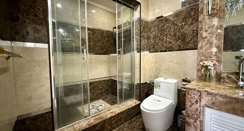 For sale 3 bedrooms house in Jomtien, Pattaya