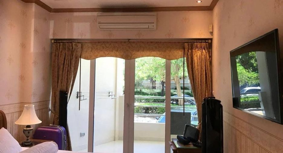 For sale 2 bedrooms condo in Pratumnak, Pattaya