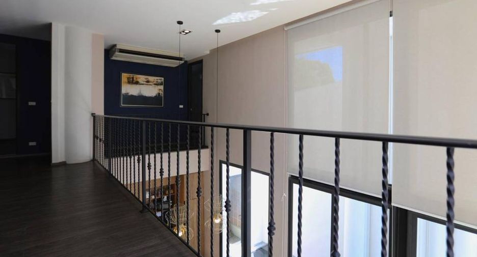 For sale 4 bedrooms house in South Pattaya, Pattaya