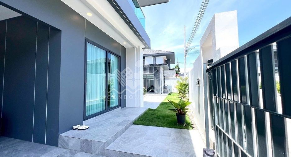 For sale 3 bedrooms house in East Pattaya, Pattaya
