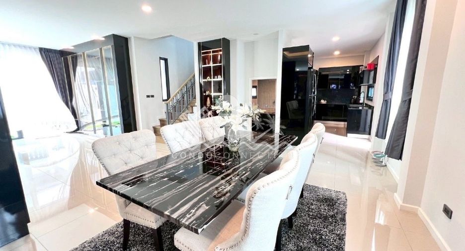 For sale 3 bedrooms house in East Pattaya, Pattaya