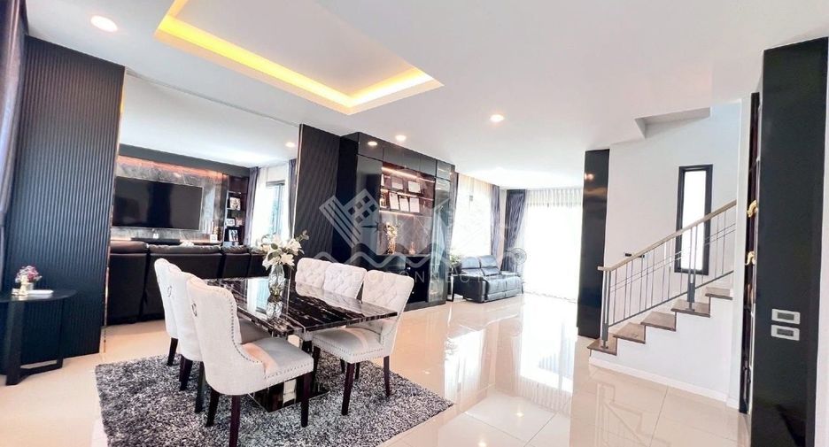 For sale 3 bedrooms house in East Pattaya, Pattaya