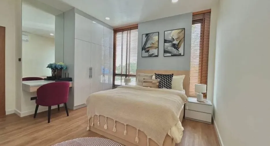 À vendre 4 chambres villa à East Pattaya, Pattaya