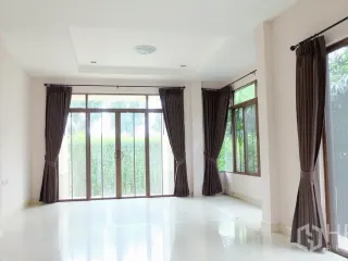 For sale 3 bedrooms house in Bang Phli, Samut Prakan