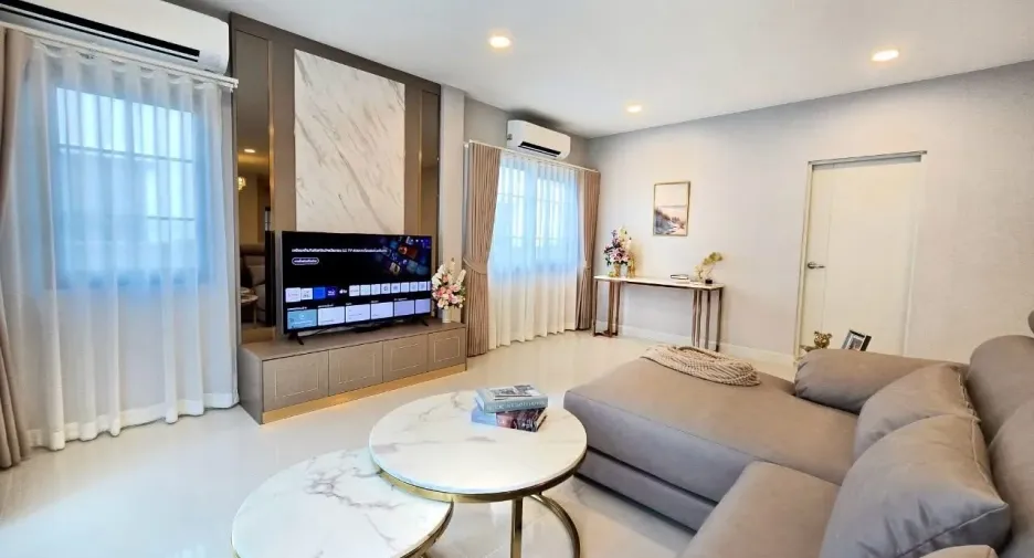 For rent 4 bedrooms house in Bang Phli, Samut Prakan