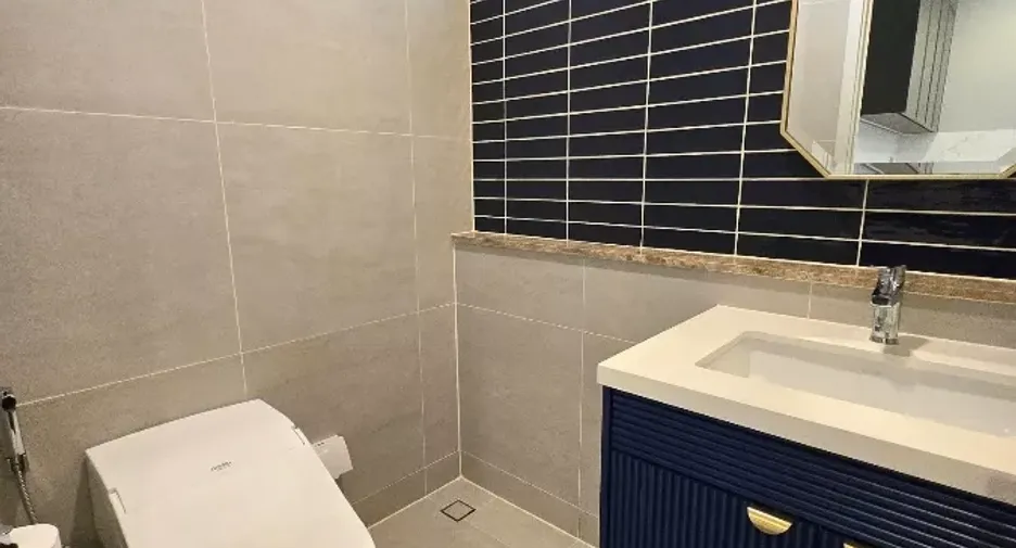 Haus zur Miete mit 5 Zimmer in Bang Phli, Samut Prakan