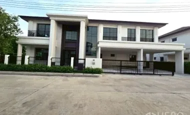 Haus zur Miete mit 5 Zimmer in Bang Phli, Samut Prakan