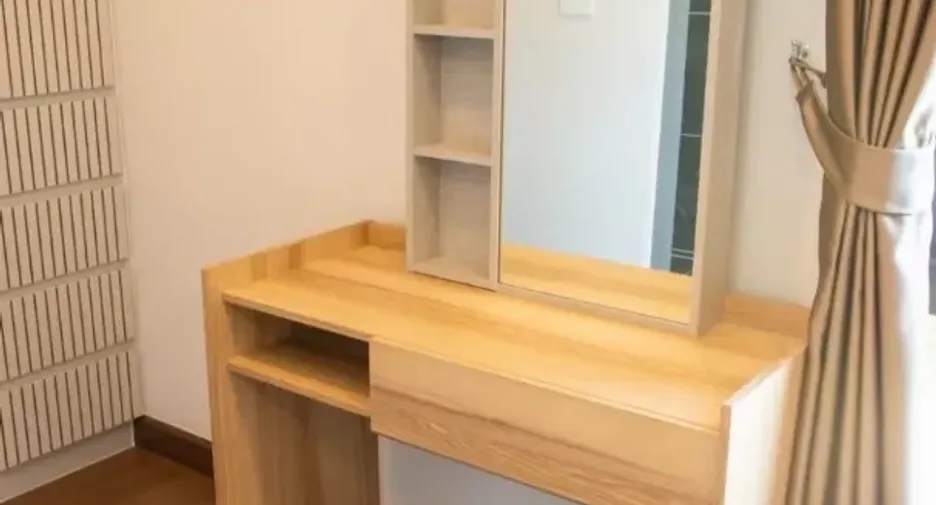 Casa en alquiler de 4 habitaciones en Bang Phli, Samut Prakan