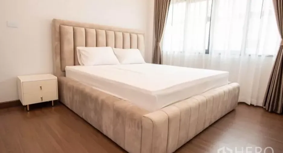 Casa en alquiler de 4 habitaciones en Bang Phli, Samut Prakan