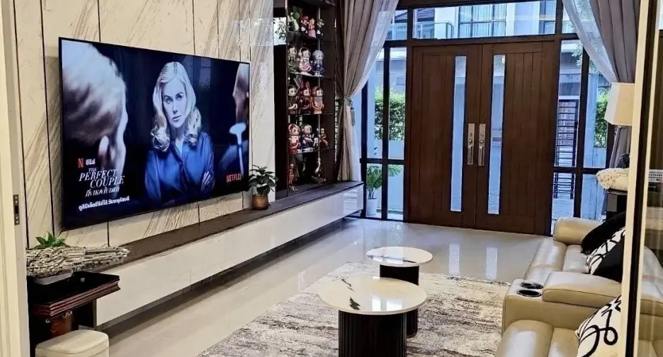 出租 4 卧室 独立屋 在 Wang Thong Lang, 曼谷