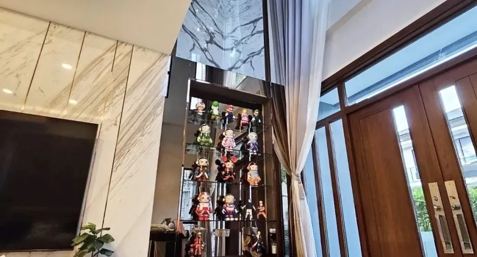 出租 4 卧室 独立屋 在 Wang Thong Lang, 曼谷