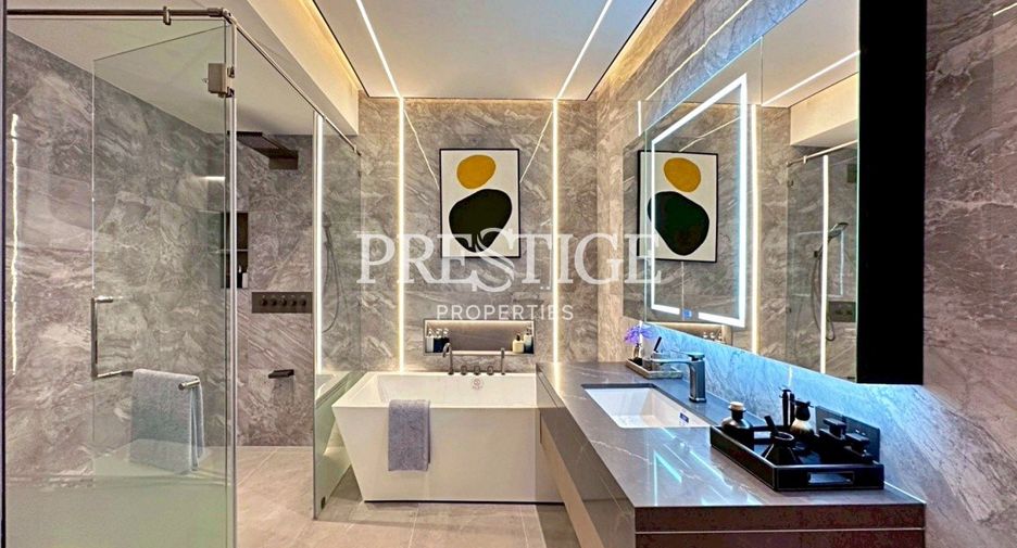 For sale 2 bedrooms condo in Pratumnak, Pattaya