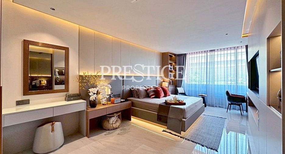 For sale 2 bedrooms condo in Pratumnak, Pattaya