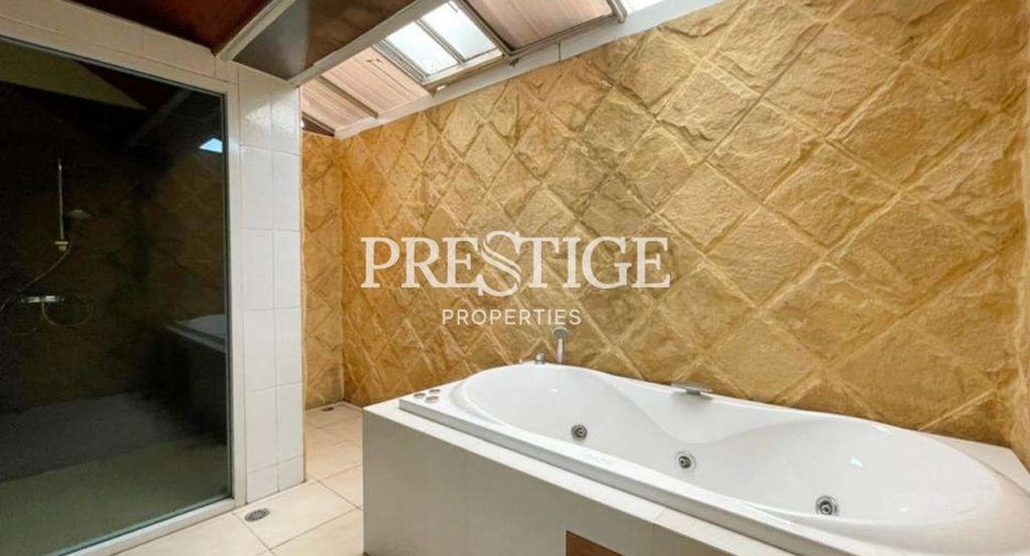 Haus zur Miete mit 5 Zimmer in East Pattaya, Pattaya