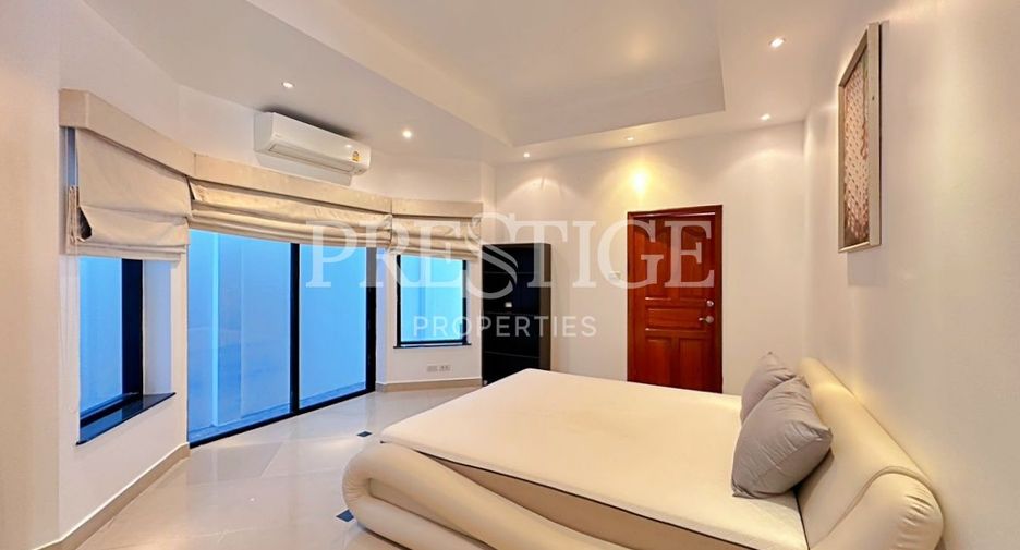 For rent 3 bedrooms house in Jomtien, Pattaya