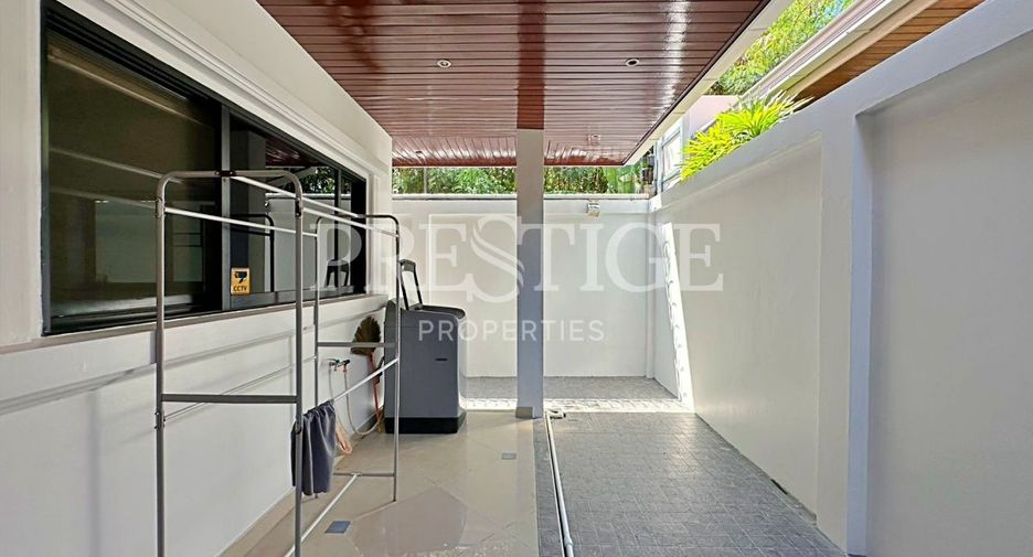 For rent 3 bedrooms house in Jomtien, Pattaya