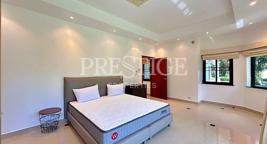 For rent 3 bedrooms house in Jomtien, Pattaya