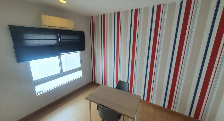 For sale 4 bedrooms townhouse in Wang Thonglang, Bangkok