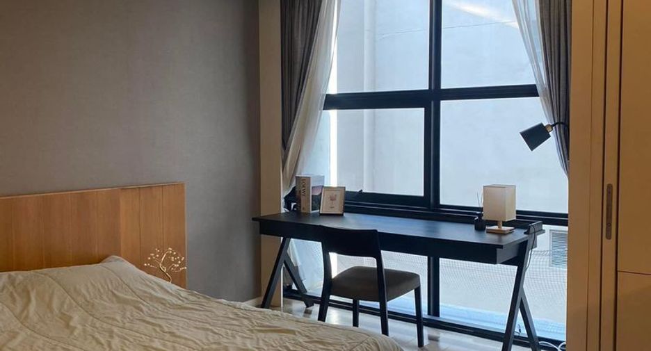 For sale 1 bed condo in Khlong Toei, Bangkok