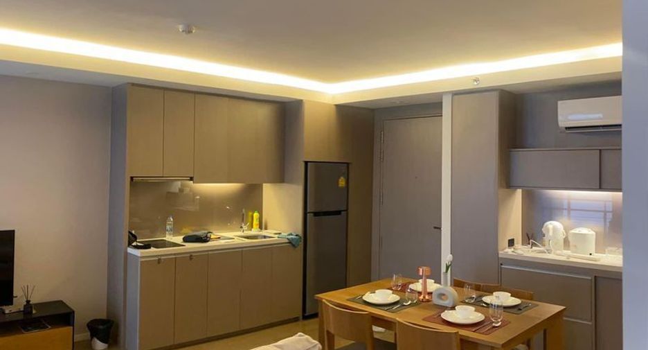 For sale 1 bed condo in Khlong Toei, Bangkok