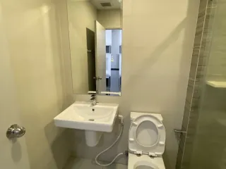 For rent 1 bed condo in Bang Kapi, Bangkok