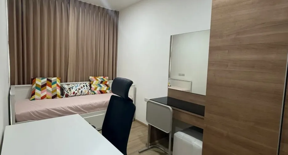 For rent 2 ベッドルーム condo in Phra Khanong, Bangkok