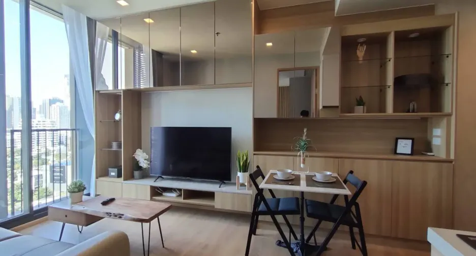 For rent 1 bed condo in Watthana, Bangkok