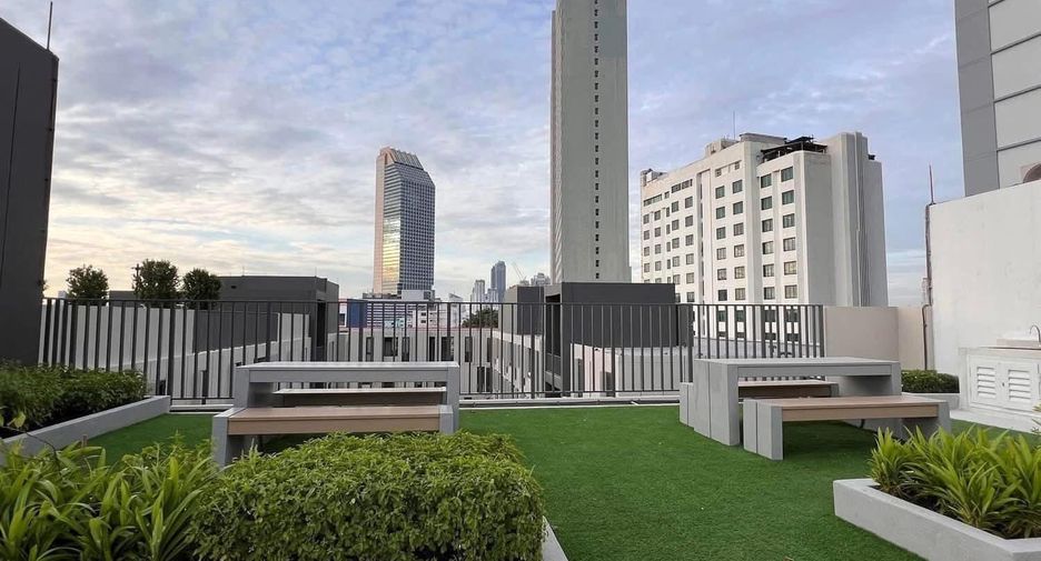Condo en alquiler de 1 habitaciones en Huai Khwang, Bangkok