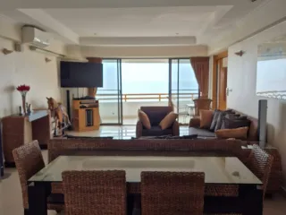 À louer 2 chambres condo à Na Jomtien, Pattaya
