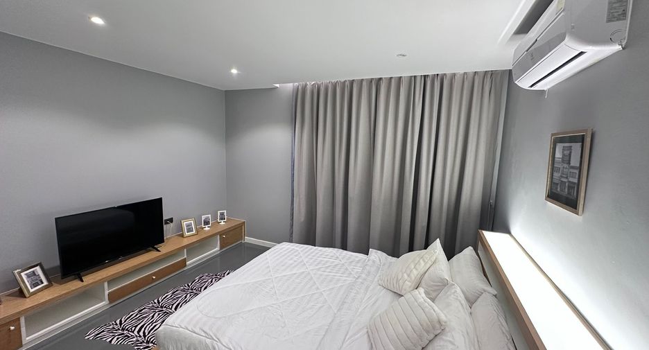 For rent 3 bedrooms villa in Mueang Phuket, Phuket