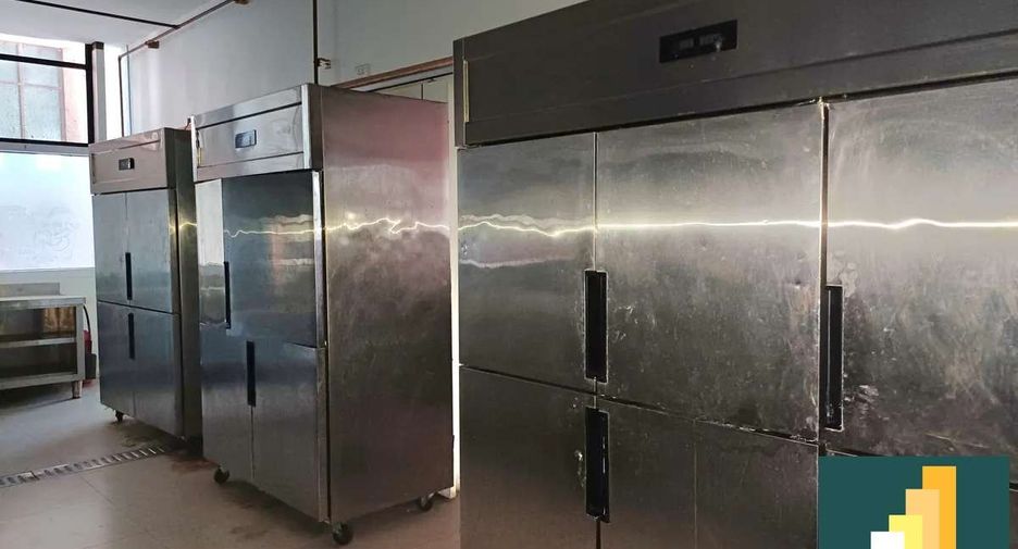For rent retail Space 