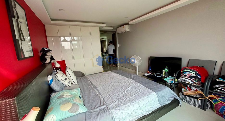 For sale 2 bedrooms condo in Pratumnak, Pattaya