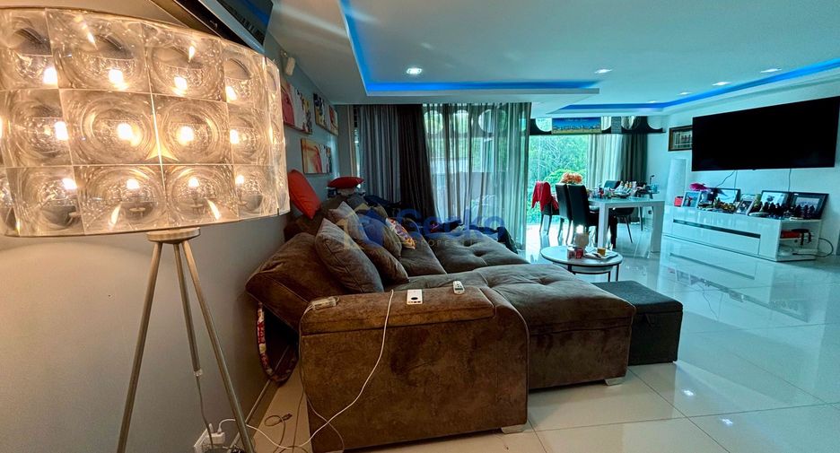 For sale 2 bedrooms condo in Pratumnak, Pattaya
