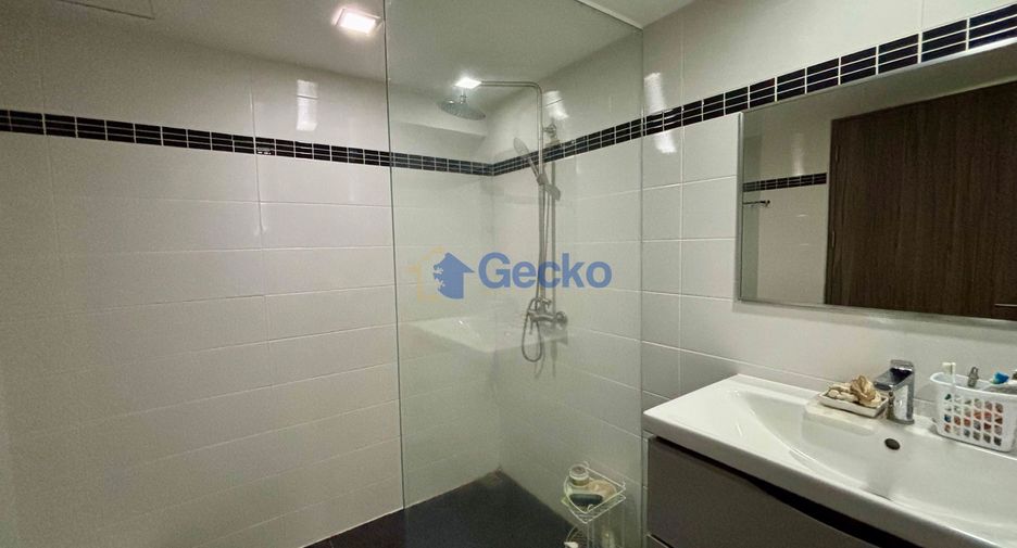 For sale 2 bedrooms condo in Pratumnak, Pattaya