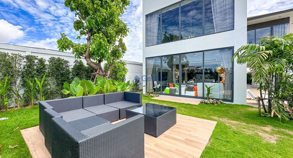Casa en venta de 4 habitaciones en East Pattaya, Pattaya