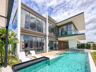 Casa en venta de 4 habitaciones en Bang Lamung, Chonburi