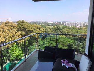 出租 和 出售 2 卧室 公寓 在 Bang Lamung, Chon Buri