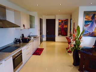 出租 和 出售 2 卧室 公寓 在 Bang Lamung, Chon Buri
