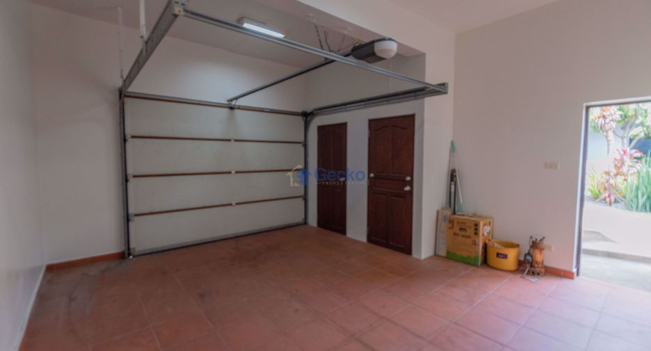 Haus zur Miete mit 4 Zimmer in Jomtien, Pattaya