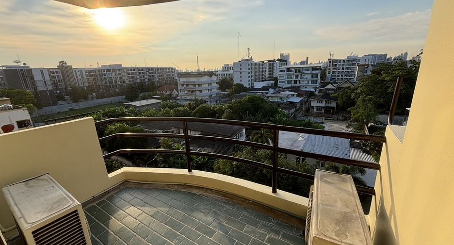 For sale and for rent 2 bedrooms condo in Bang Na, Bangkok