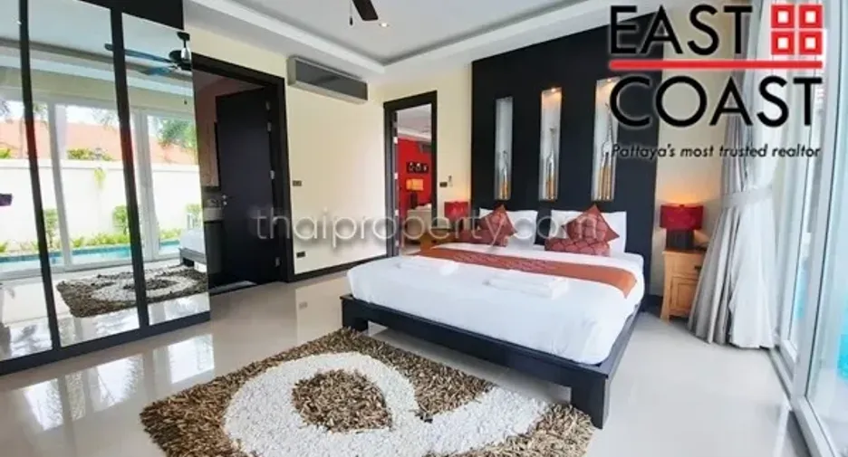 For rent and for sale 4 bedrooms house in Bang Lamung, Chonburi