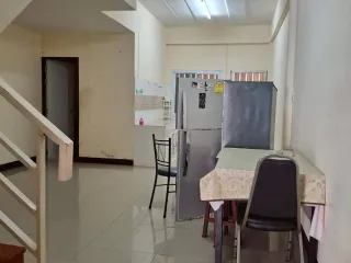 Casa adosada en alquiler de 2 habitaciones en Mueang Chiang Mai, Chiang Mai